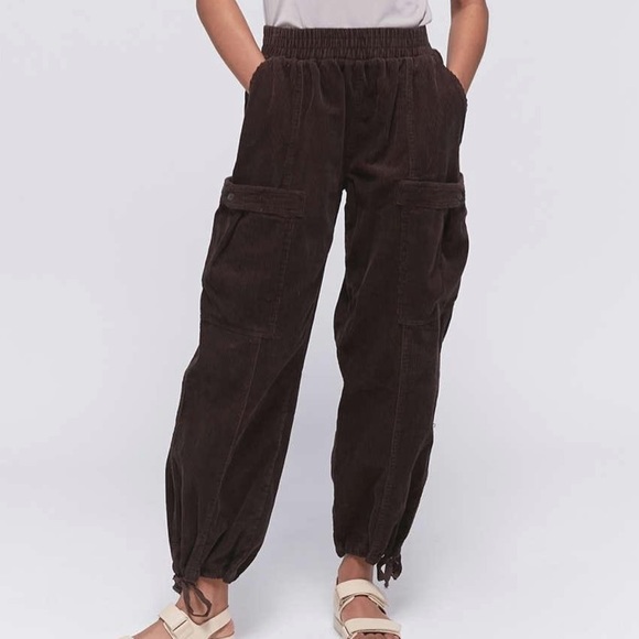 Urban Outfitters Pants - Urban outfitters Vivi corduroy Cargo Pants